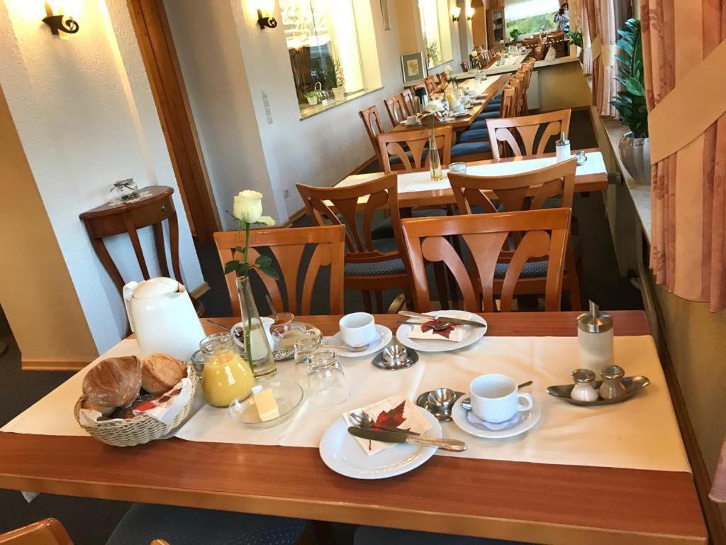 Hotel Waldfrieden Emmelshausen Esterno foto
